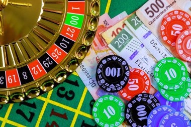 initoto platform showing sportsbook, live dealer, and slot games on mobile